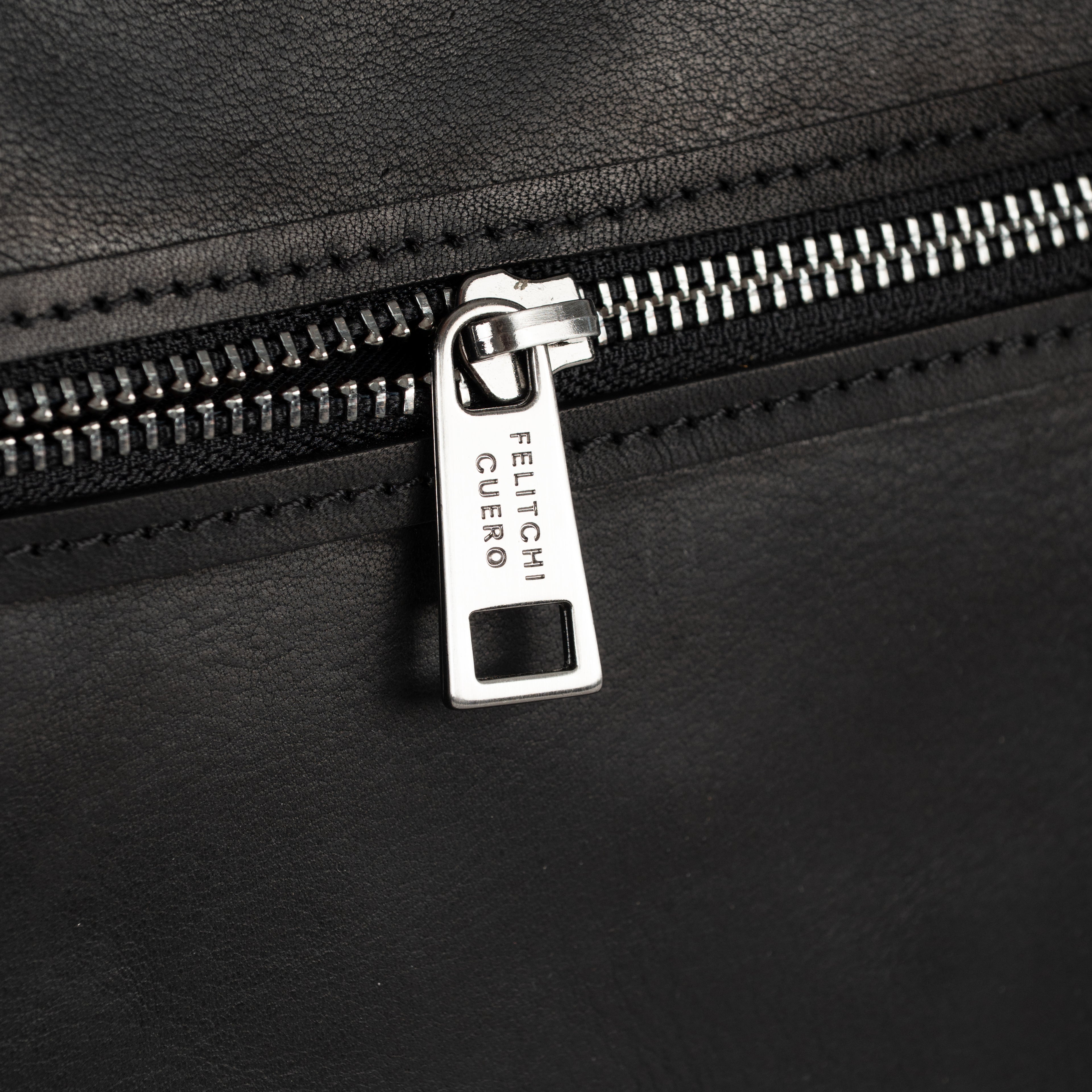 Crossbody Manila